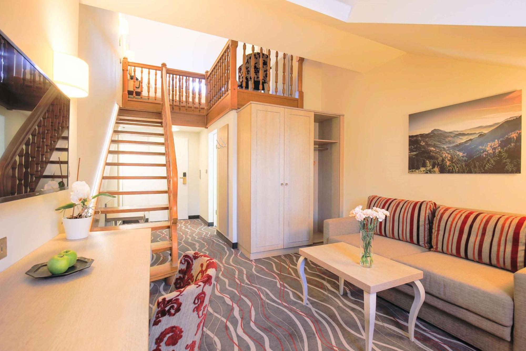 Hotel Bayerischer Hof Miesbach, BW Premier Collection Экстерьер фото