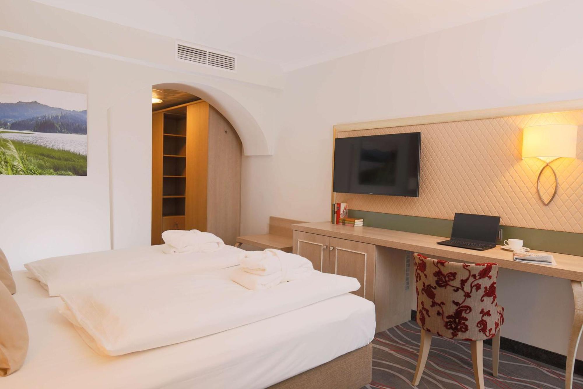 Hotel Bayerischer Hof Miesbach, BW Premier Collection Экстерьер фото