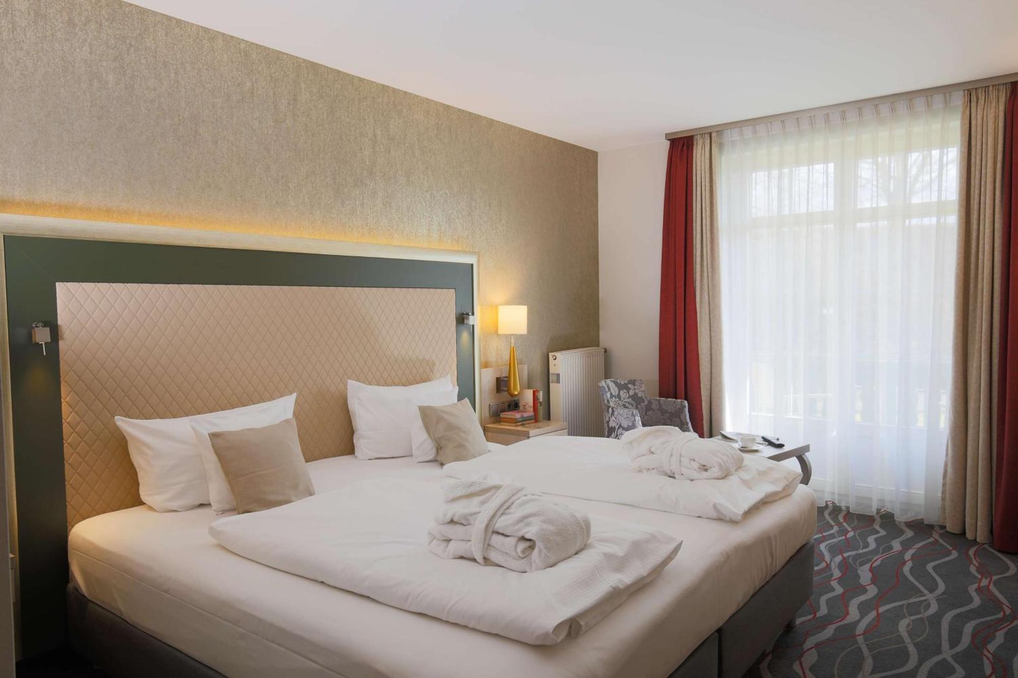 Hotel Bayerischer Hof Miesbach, BW Premier Collection Экстерьер фото