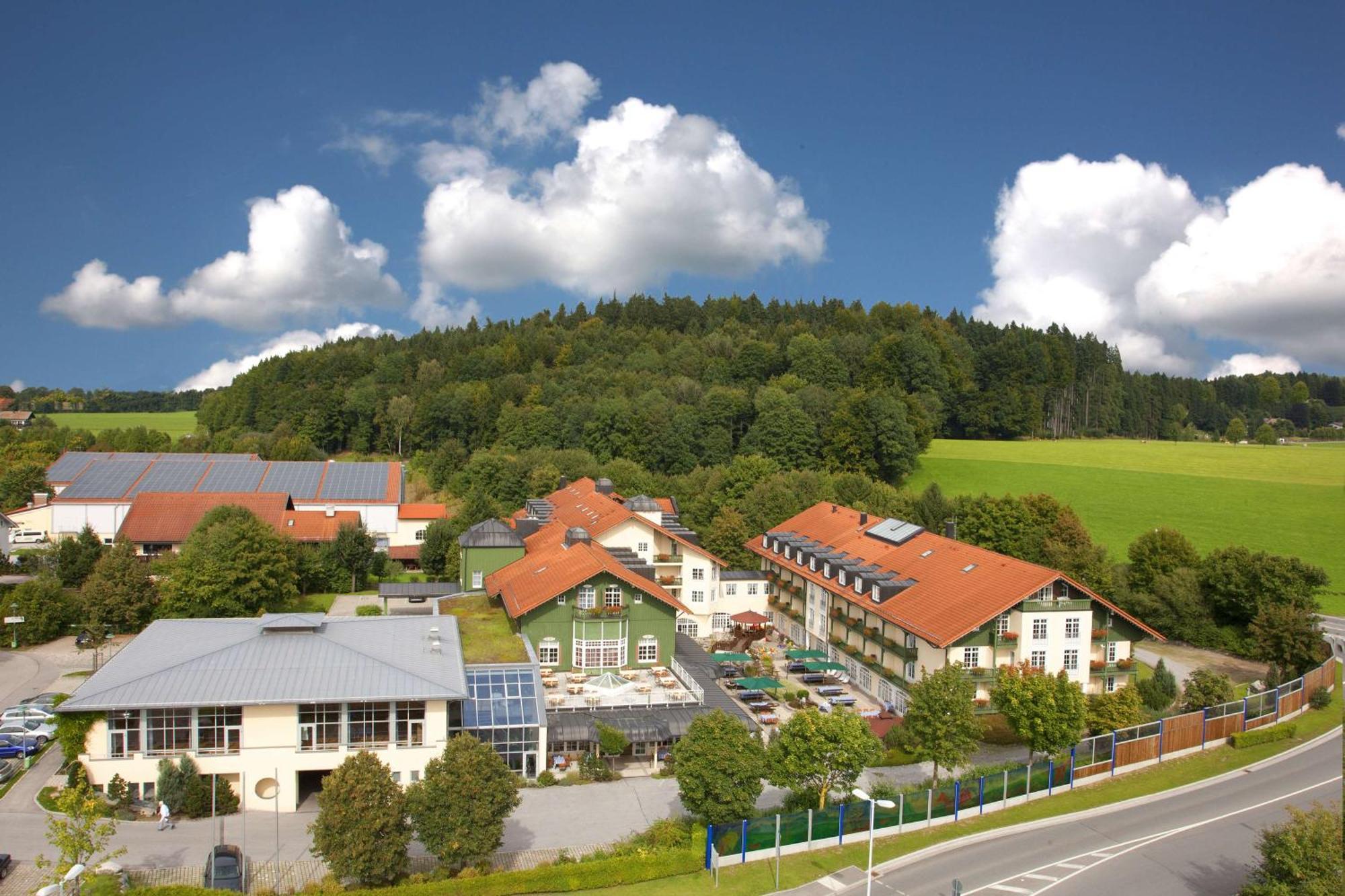 Hotel Bayerischer Hof Miesbach, BW Premier Collection Экстерьер фото